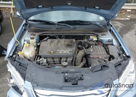 2013 Chrysler 200 Touring z USA, uszkodzony, nr VIN 1C3CCBBB8DN656877